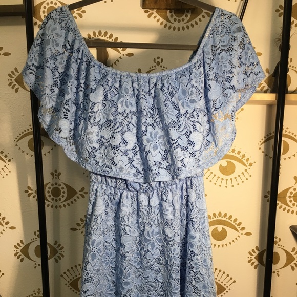 Off the shoulder dress - Picture 5 of 10